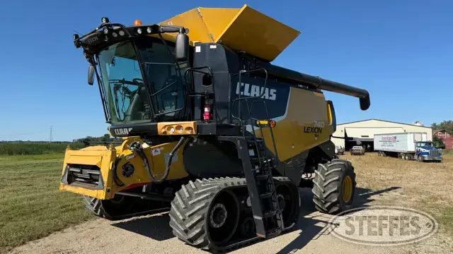 2013 Claas Lexion 740TT