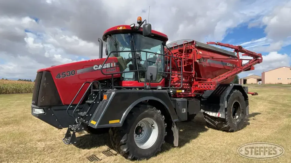 2015 Case IH 4530 Self-Propelled Dry Applicators-Spreaders-Floater