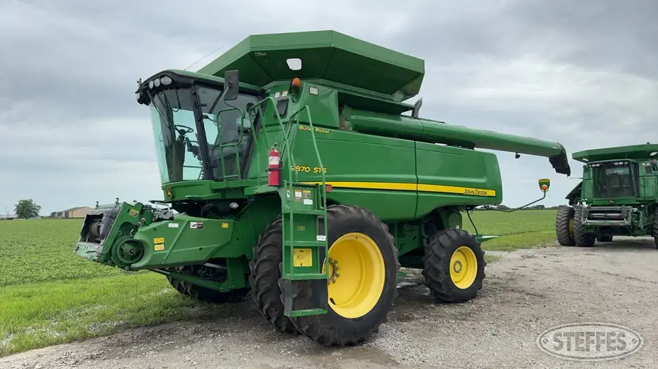2010 John Deere 9870 STS Combine
