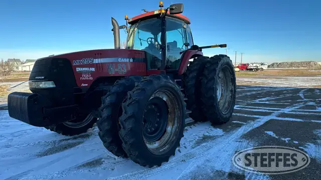 2004 Case IH MX255