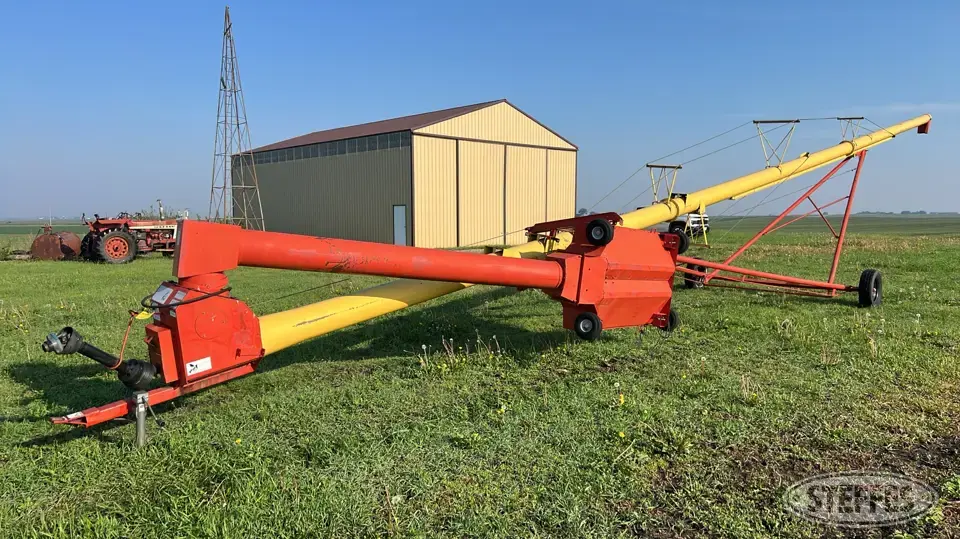 2002 Westfield 100-71 Swing Hopper Auger