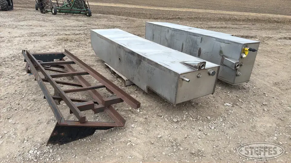 (2) Stainless steel saddle tanks Stainless Steel Tank