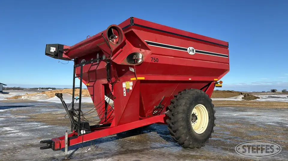 J&M 750 Grain Cart