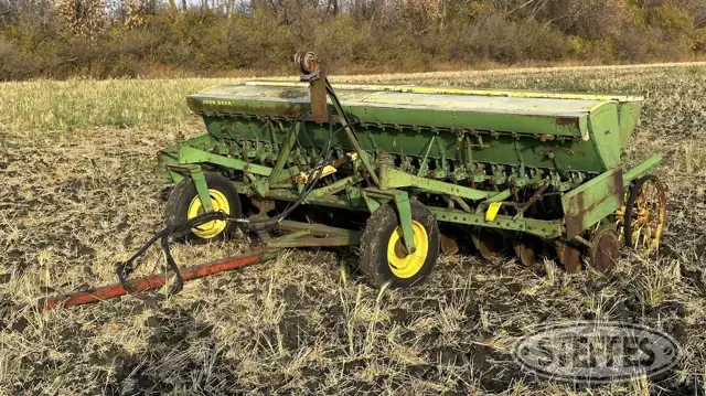John Deere LL247A