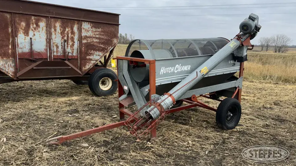 Hutch Cleaner C-1600 Grain Cleaner