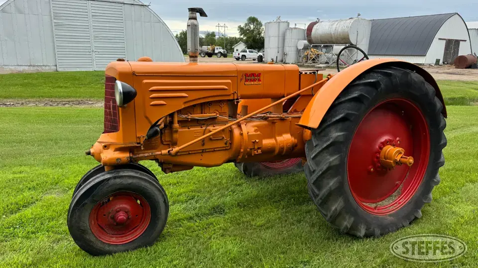 1941 Minneapolis Moline ZTU Collectible Tractor
