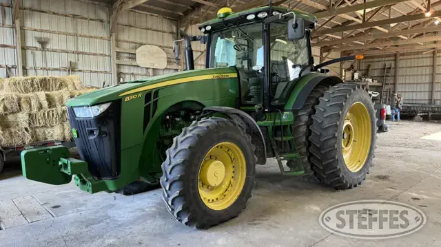2011 John Deere 8310R