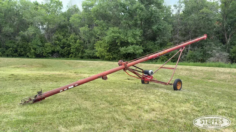 Versatile 8-45 Straight Auger