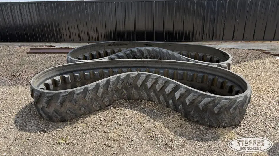 (2) 18" tracks