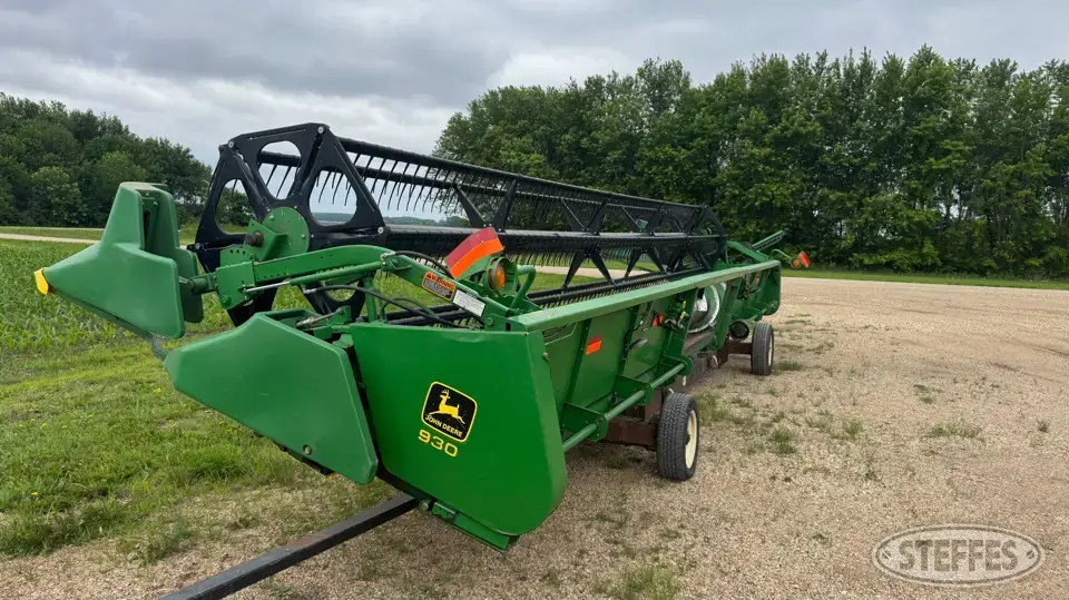 1999 John Deere 930 Flex Head