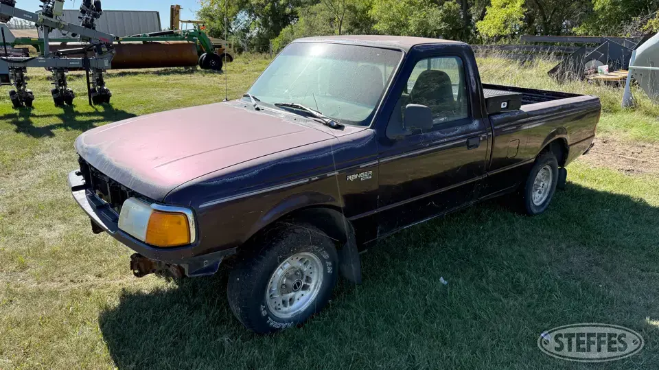1993 Ford Ranger XLT Compact Pickup