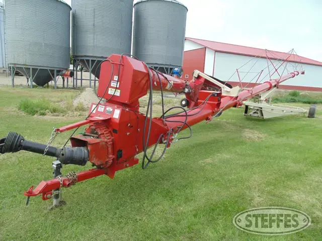 2012 Farm King 1395