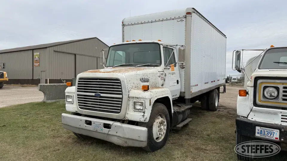 1991 Ford L7000 Single Axle Boxed Truck