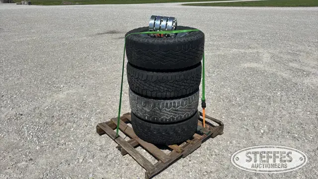 (4) Goodyear 275/65R18 Wrangler UltraTerrain AT tires