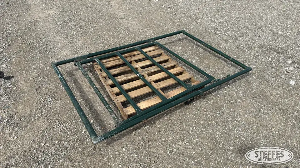 Livestock panel w/gate Livestock Equipment-Other