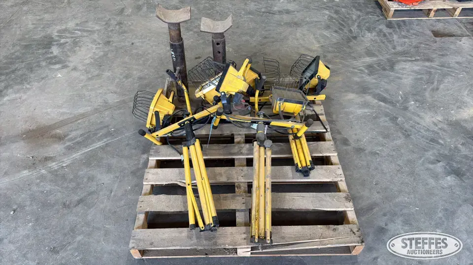 Work lights Farm Support Item