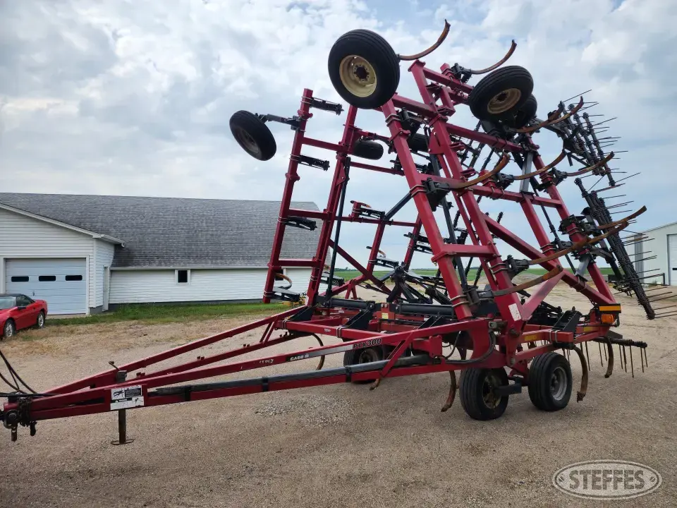 Case IH PTX300 Chisel Plow
