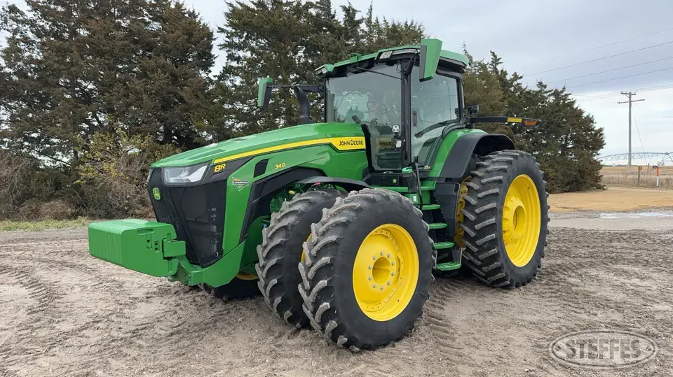 2022 John Deere 8R 340 MFWD Tractor