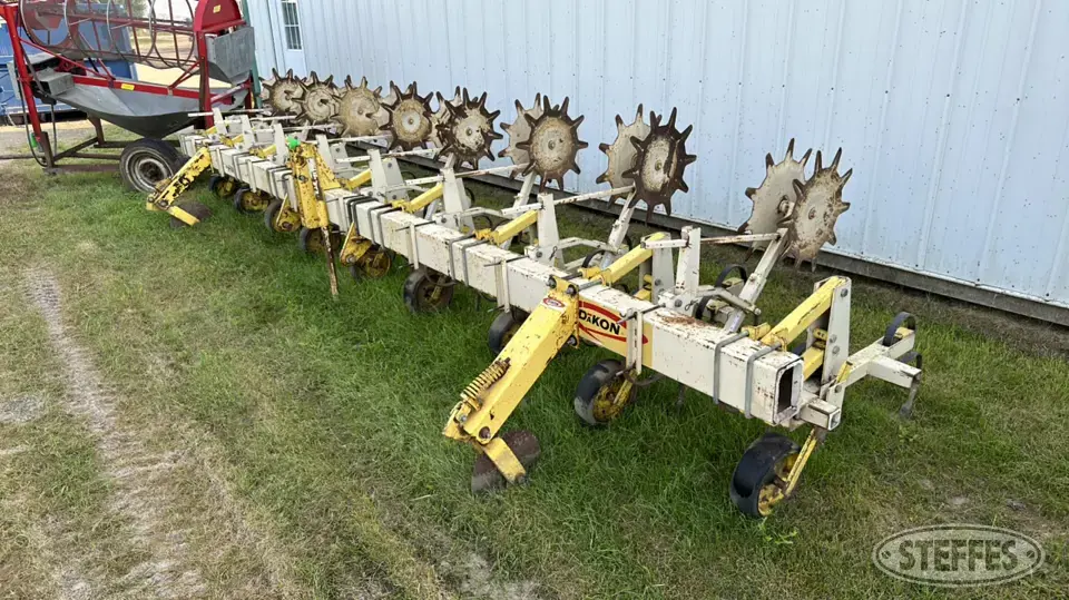 Dakon Row Crop Cultivator