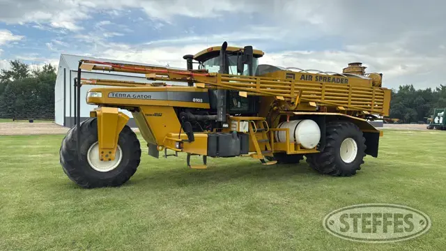 2003 Ag-Chem TerraGator 8103