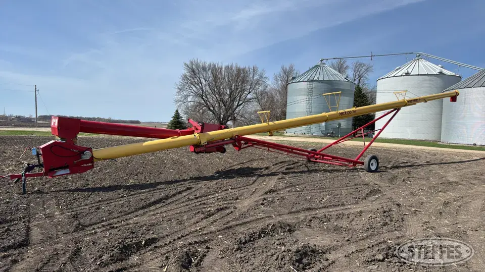 2012 Westfield MKX 130-74 Swing Hopper Auger