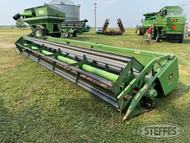 1980 John Deere 224