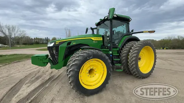 2022 John Deere 8R 410