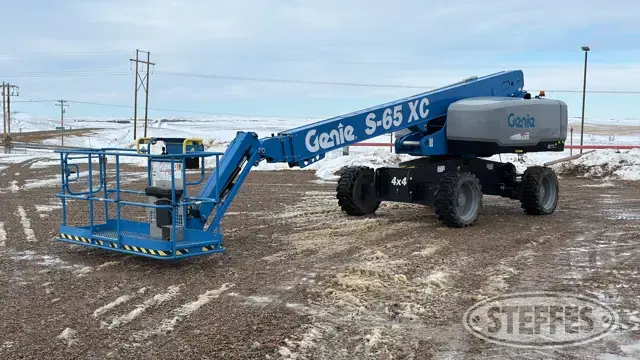 2023 Genie S-65XC