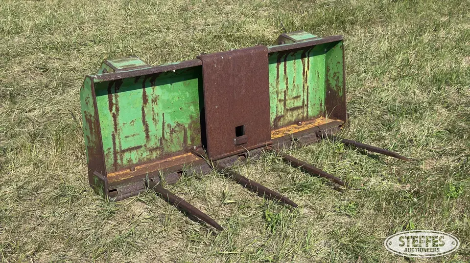 Bale fork bucket Tractor Loaders and Attachment
