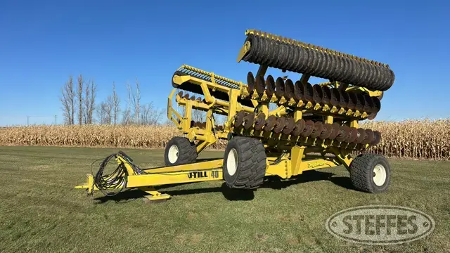 2017 Degelman Pro-Till 40
