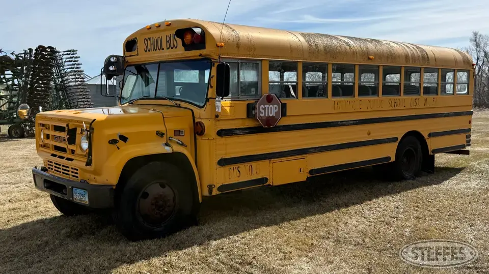 1985 Ward SS-24 Bus