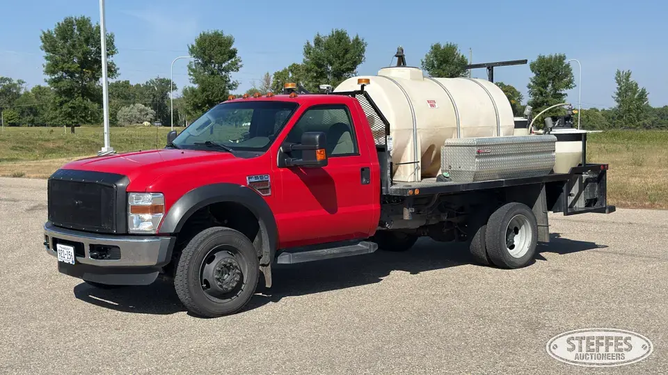 2008 Ford Super Duty F-550 XL Over 1 Ton Pickup