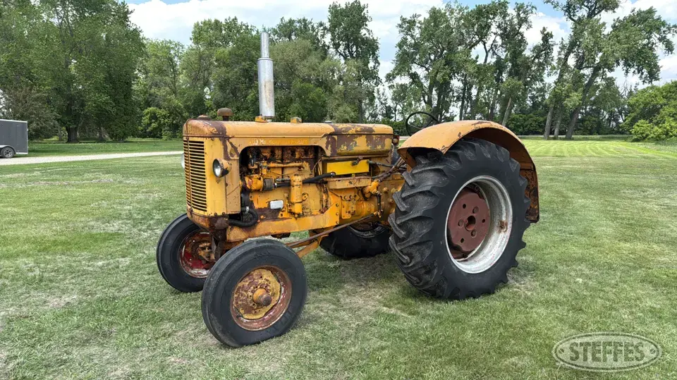 1955 Minneapolis Moline GB Collectible Tractor
