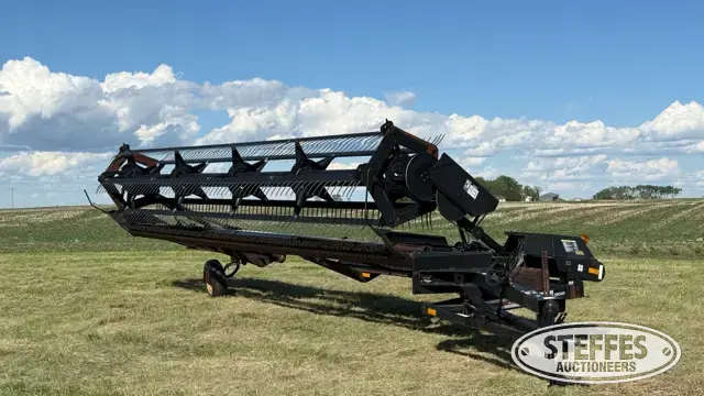 1998 MacDon Premier 1900