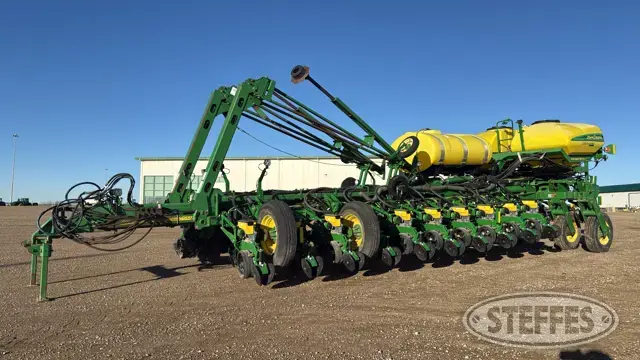 2006 John Deere 1770NT