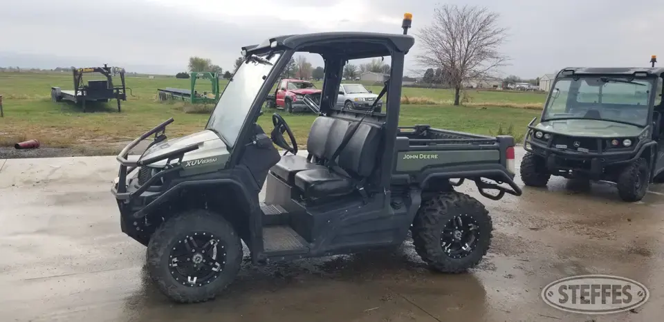 2021 John Deere 835M XUV UTV