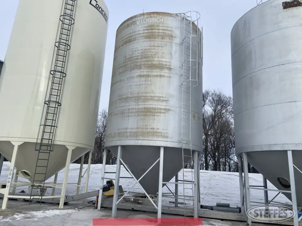 Lorrich hopper bin