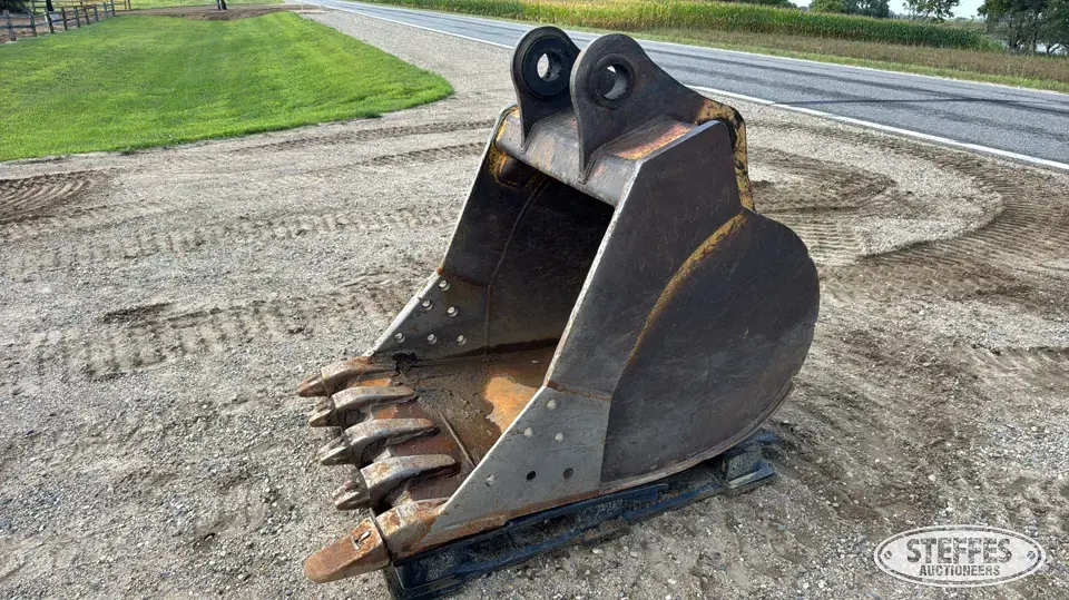 Excavator bucket Excavator Attachment