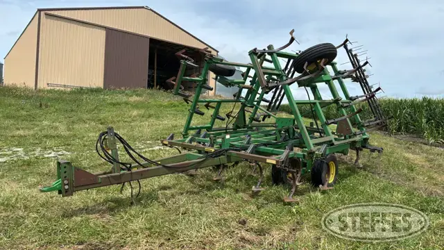 John Deere 960