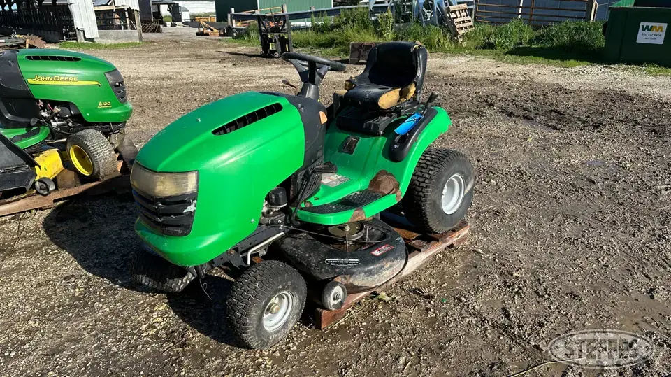 Sabre Lawn Tractor