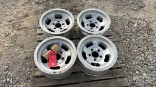 Steffes Group | (4) Aluminum wheels
