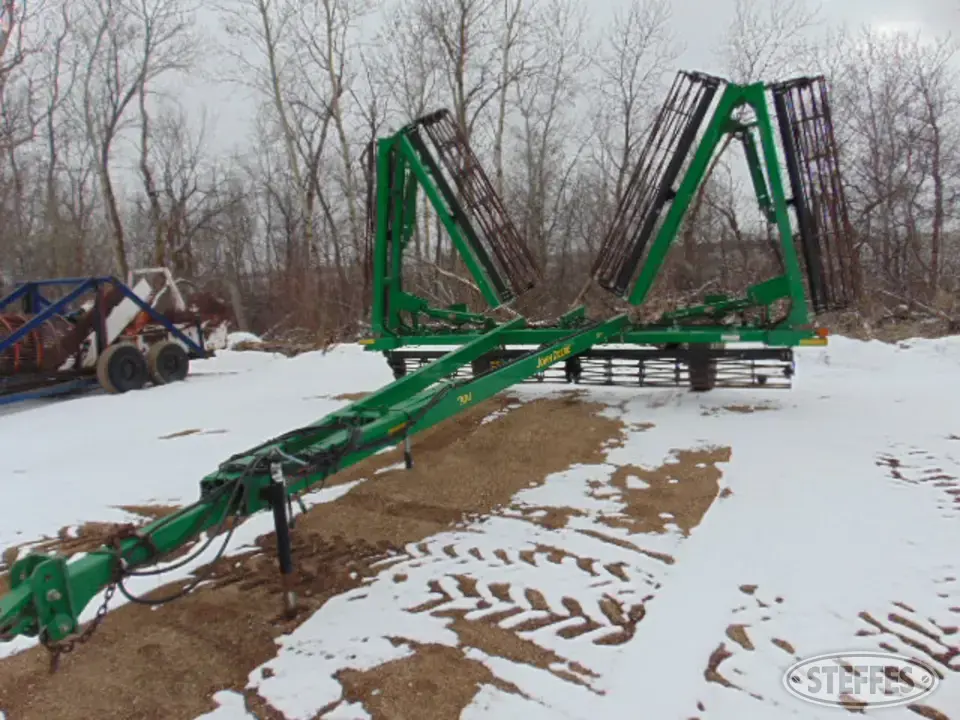 John Deere 200 Soil Finisher