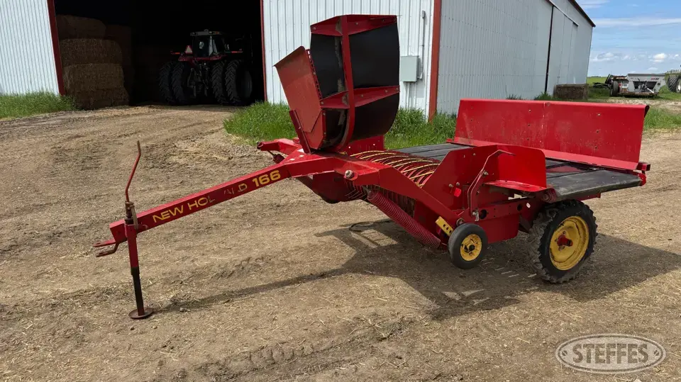 New Holland 166 Forage Processing