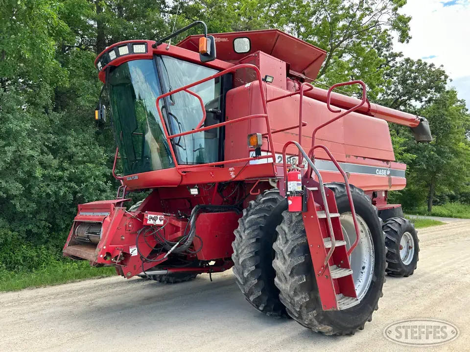 1996 Case IH 2188 Combine