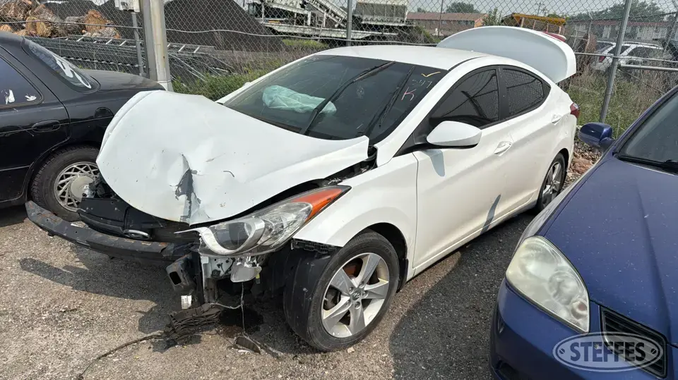 2013 Hyundai Elantra Car