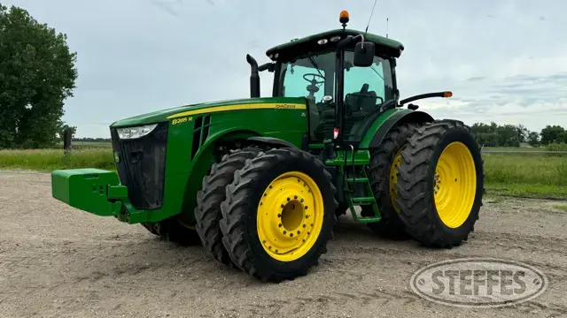 2011 John Deere 8285R