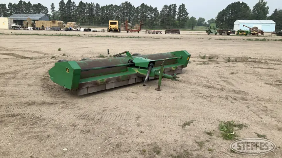 John Deere 27 Stalk Chopper