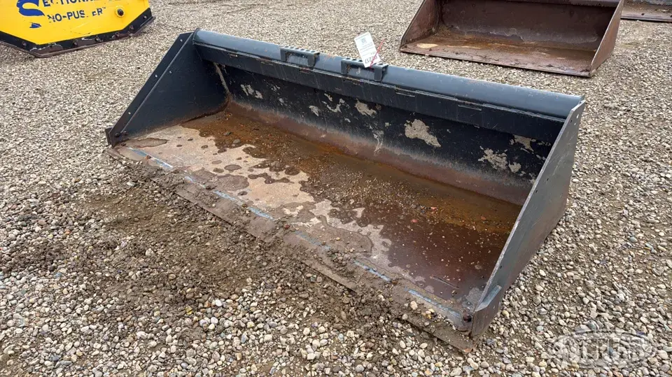 Bobcat 92 Severe Duty Skid Steer Bucket