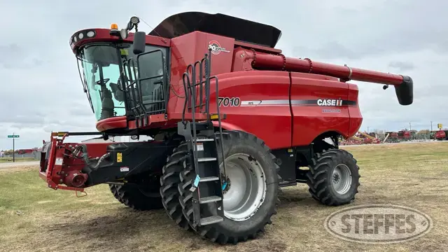 2007 Case IH 7010
