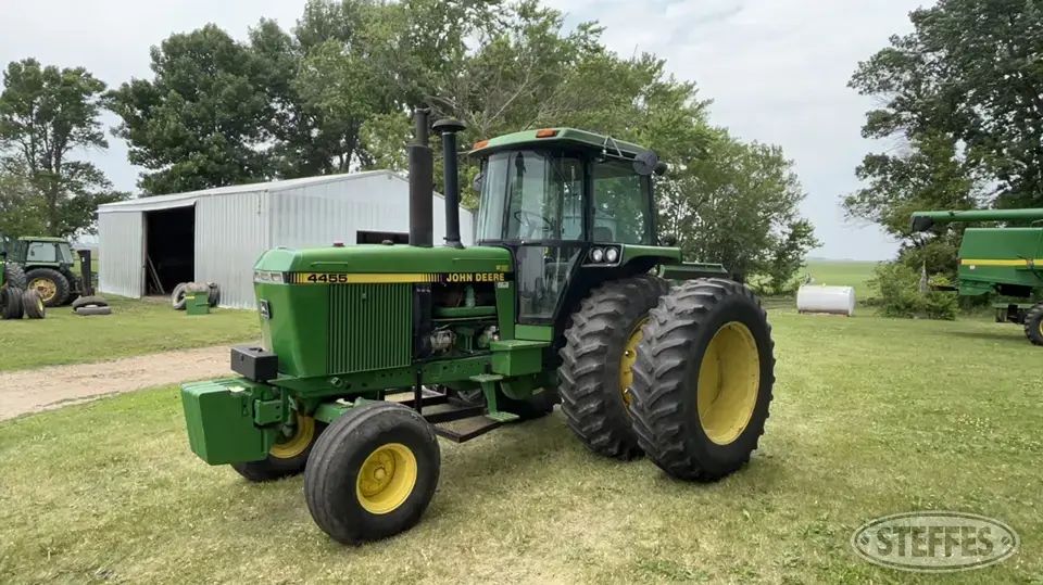 1990 John Deere 4455 2WD Tractor
